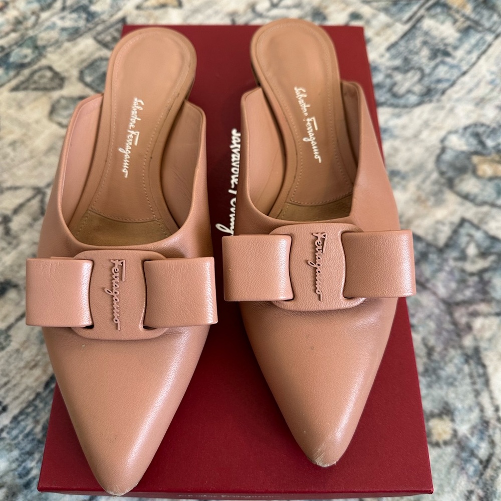 Salvatore Ferragamo Mules/ Slip Ons Size 8 Pink Nude